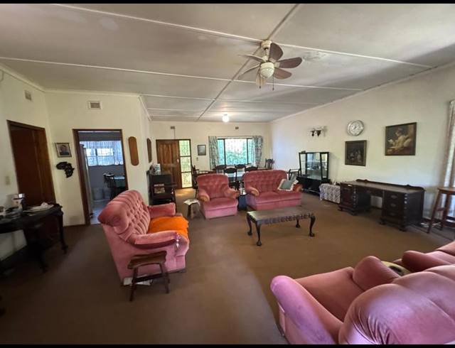 4 BEDROOM HOUSE FOR SALE IN GLENMORE BEACH